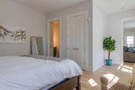 The Briar - Luxurious Condo Near Vanderbilt, Nashville Eksteriør billede