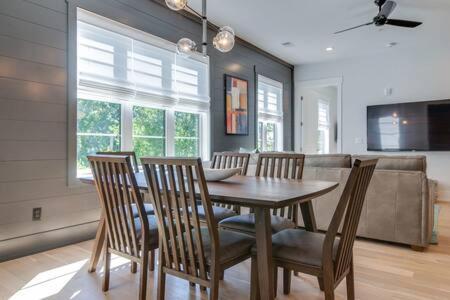 The Briar - Luxurious Condo Near Vanderbilt, Nashville Eksteriør billede